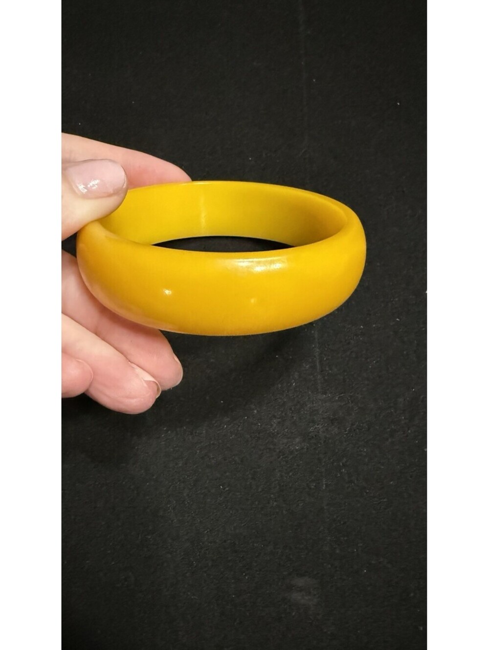 bakelite bracelet bangle yellow
